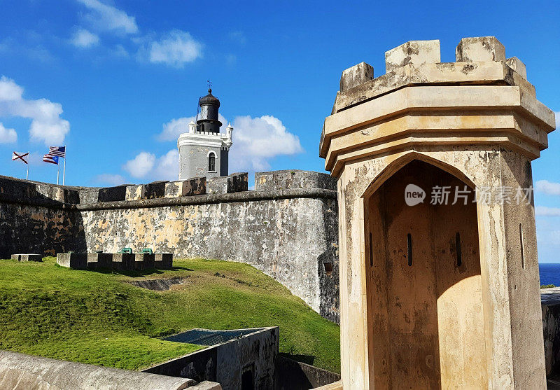 Castillo San Felipe del Morro，也被称为El Morro，是一座建于16世纪到18世纪之间的城堡，位于波多黎各的圣胡安